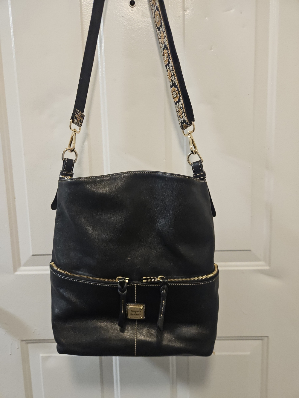 Dooney&Bourke Black Pebbled Leather Hobo Handbag Shoulderbag